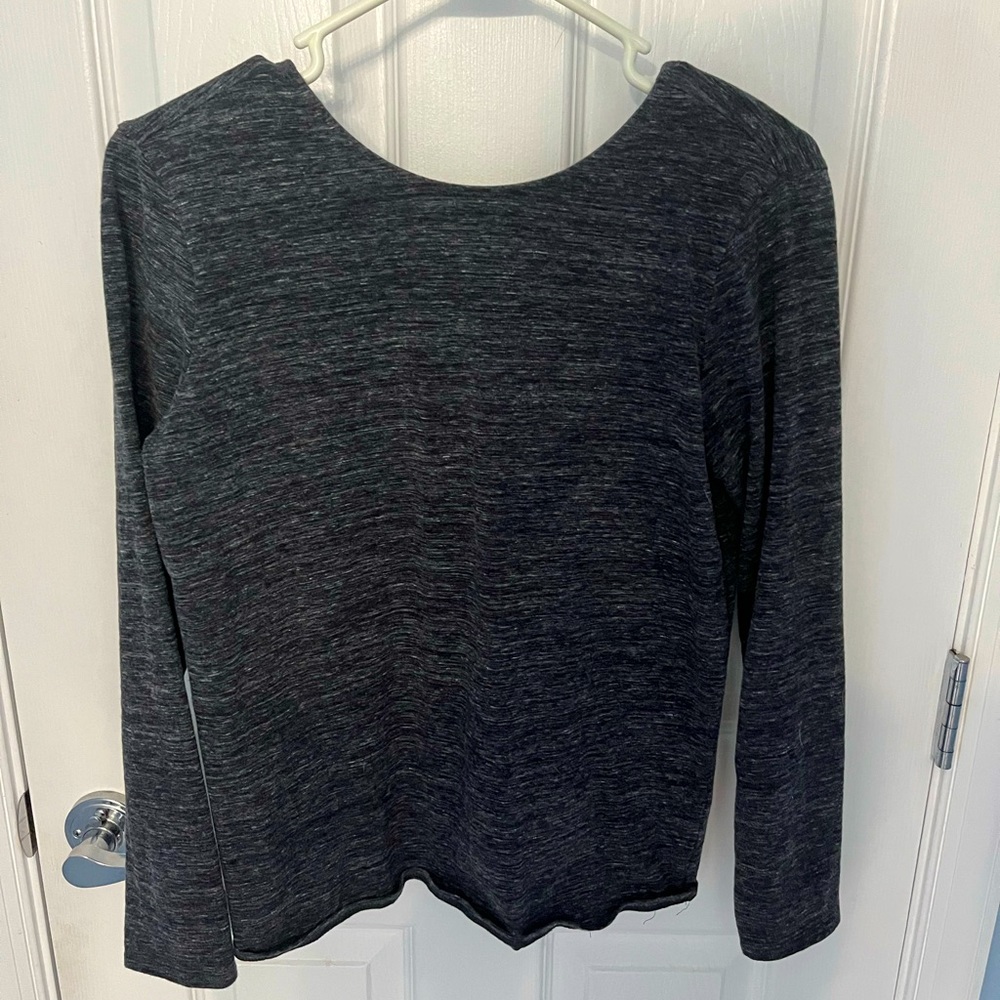 Long sleeve Pure Jill shirt.